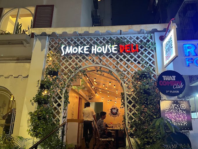 Smoke House Deli Pali Hill 33